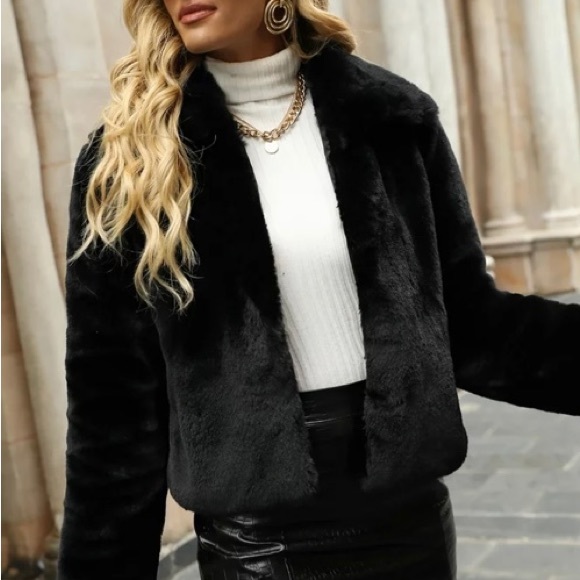 Twenty•ES Black Faux Fur Jacket - Size Large - Picture 2 of 16